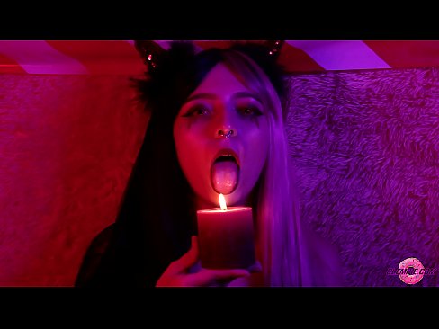❤️ Ástríðufullt blowjob frá Sexy Succubus með munnfyllingu ❌ Gæðaklám á is.chengchengsm4.top ﹏